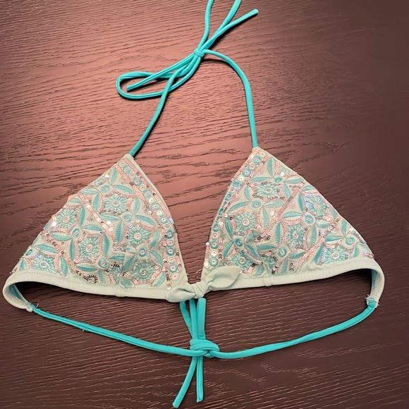 Victoria’s Secret bikini top sequines - Picture 1 of 2